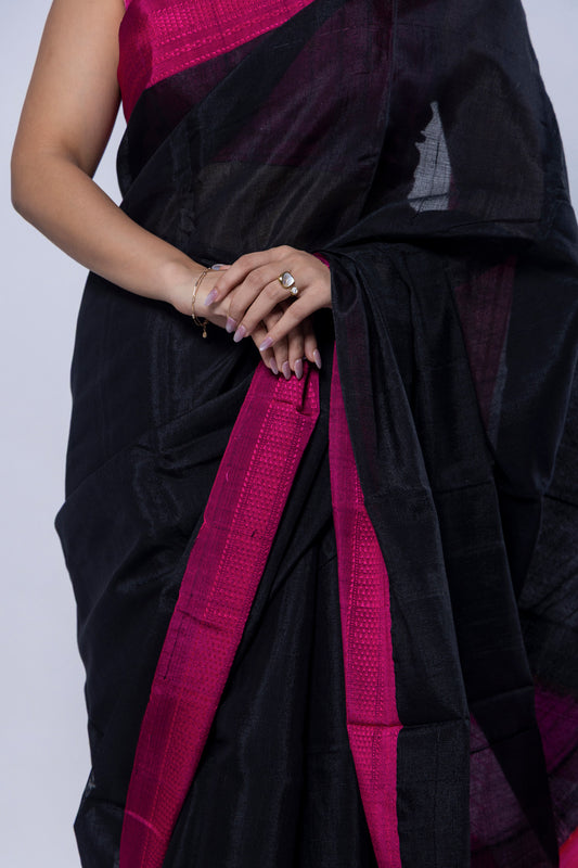 Handwoven Ilkal saree with pink contrast border