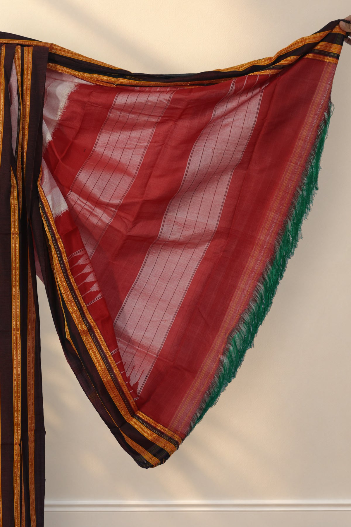 Wine Gayatri border on Gulabi Sanje Ilkal saree