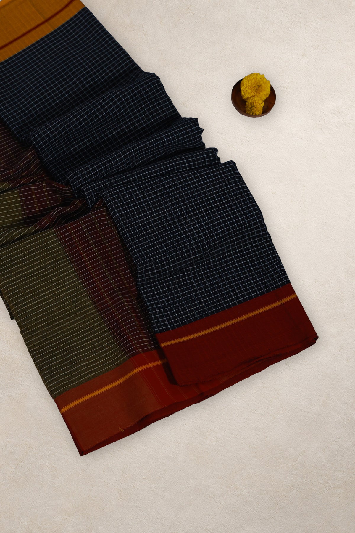Red and yellow Ganga Jamuna border on Kumkuma Arishina saree