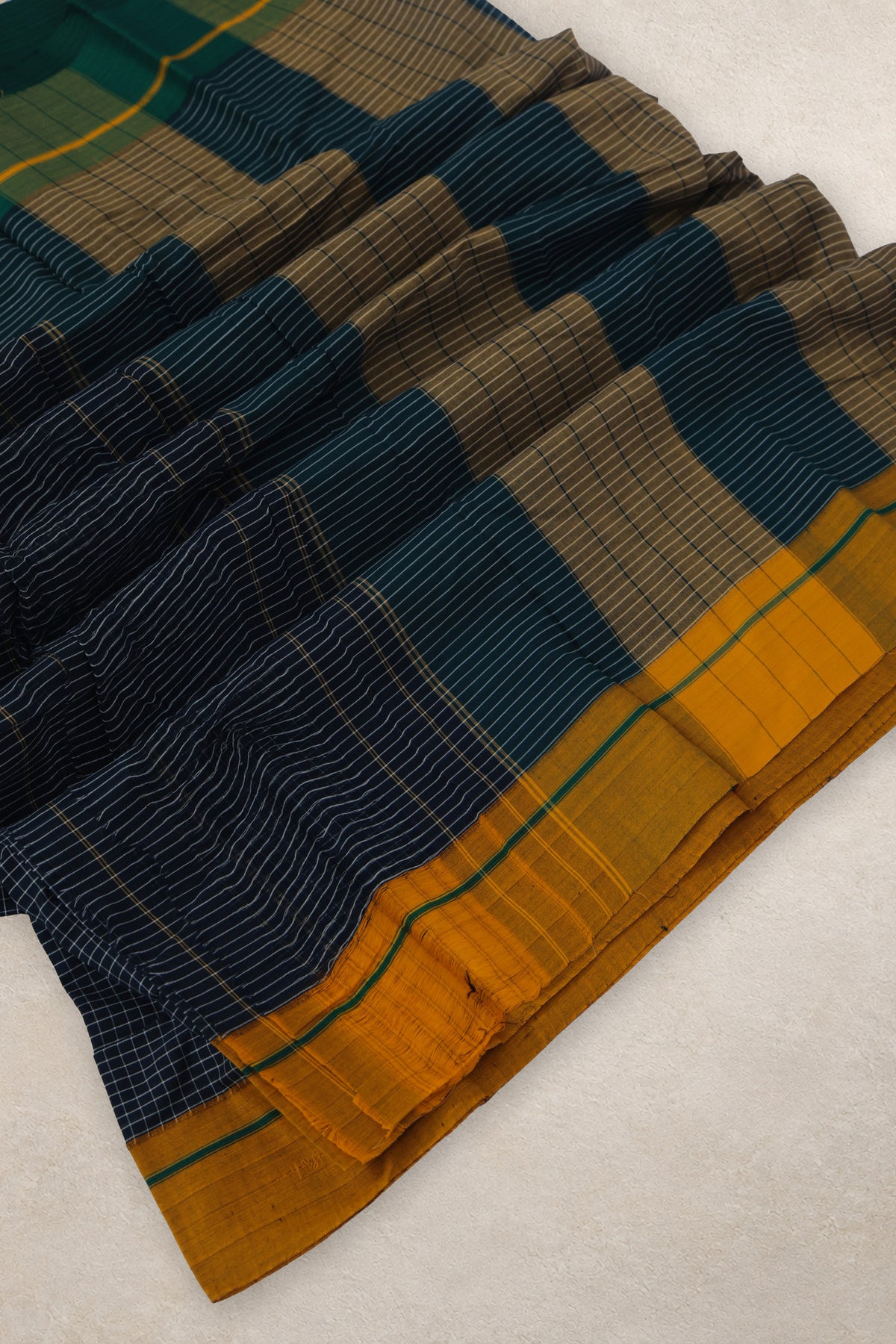 Cotton running blouse piece with Bevu Bella Patteda Anchu saree