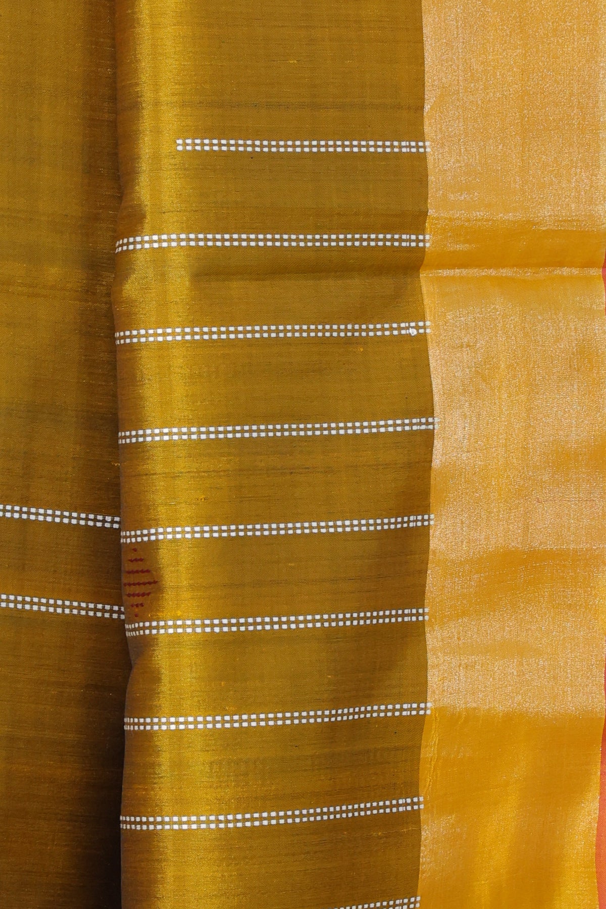Bottle green pallu with purple stripes on Dhaner Khet Kalakshetra saree