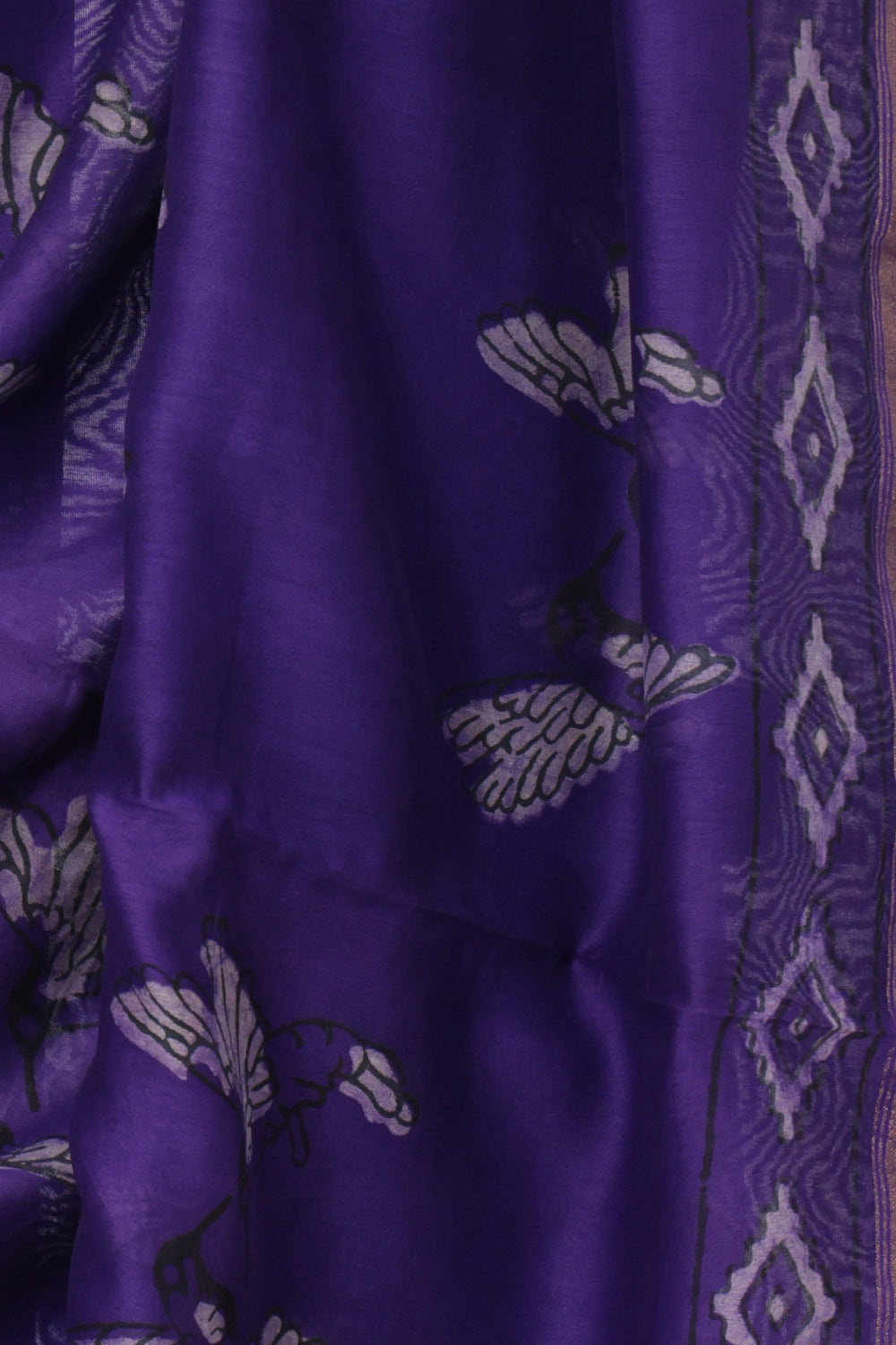Diamond motif pallu of Jamuni Parinde purple Dabu Chanderi silk saree