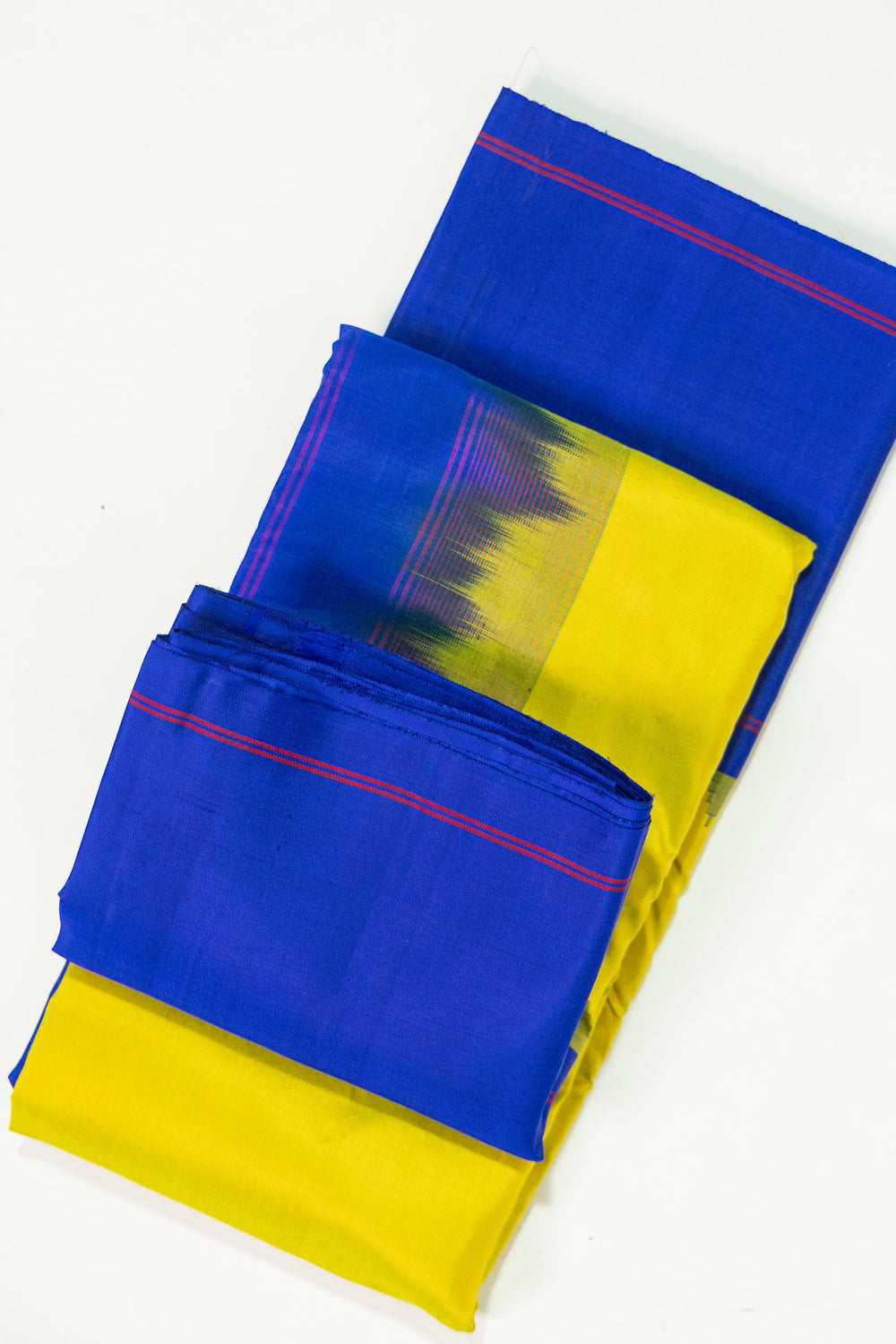 Gini Hasiru lime green Molakalmuru silk saree with deep purple border