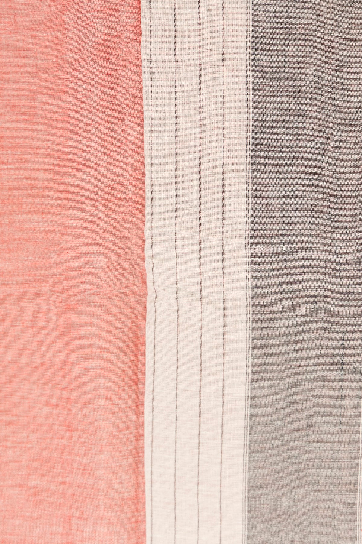 Gulabi Anchu saree showing traditional striped border