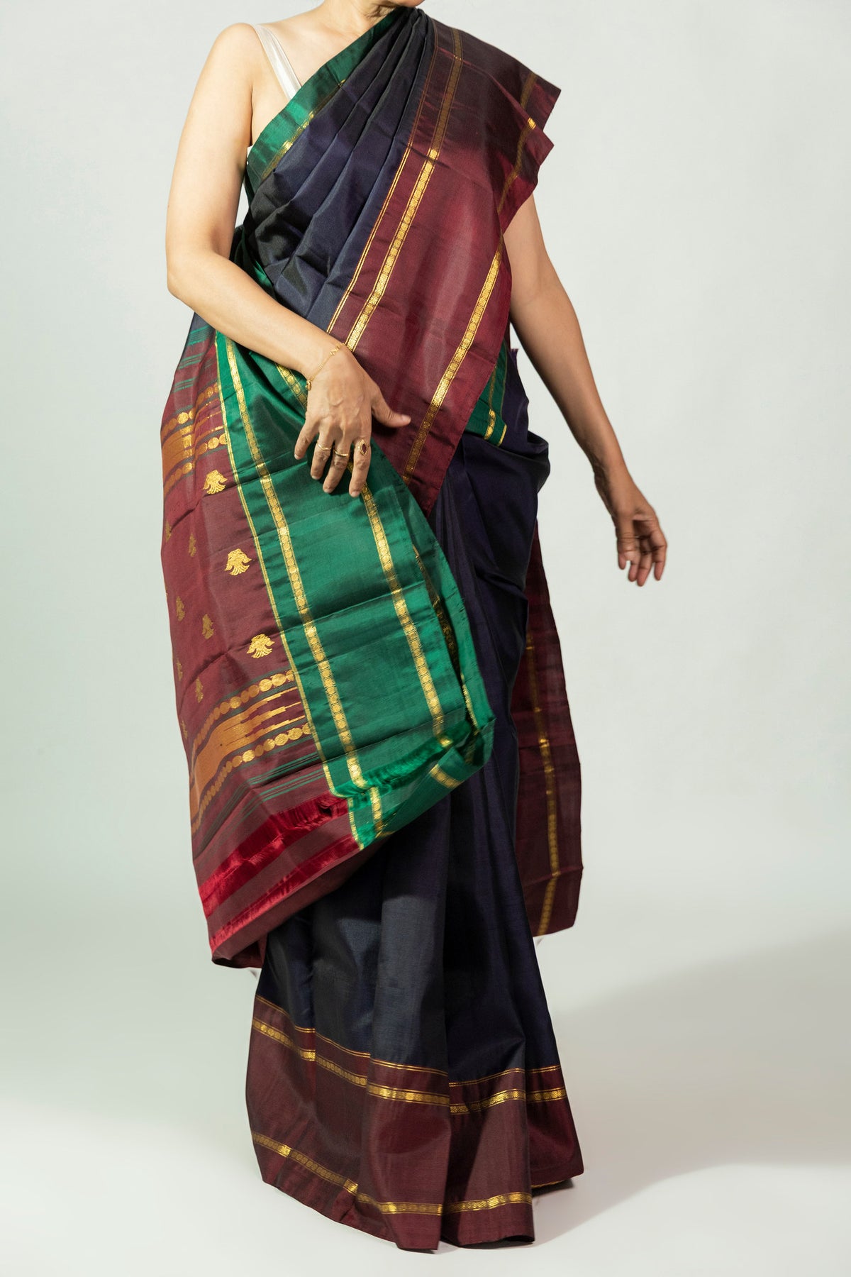 Red pallu of Ratri Neeli Molakalmuru silk saree