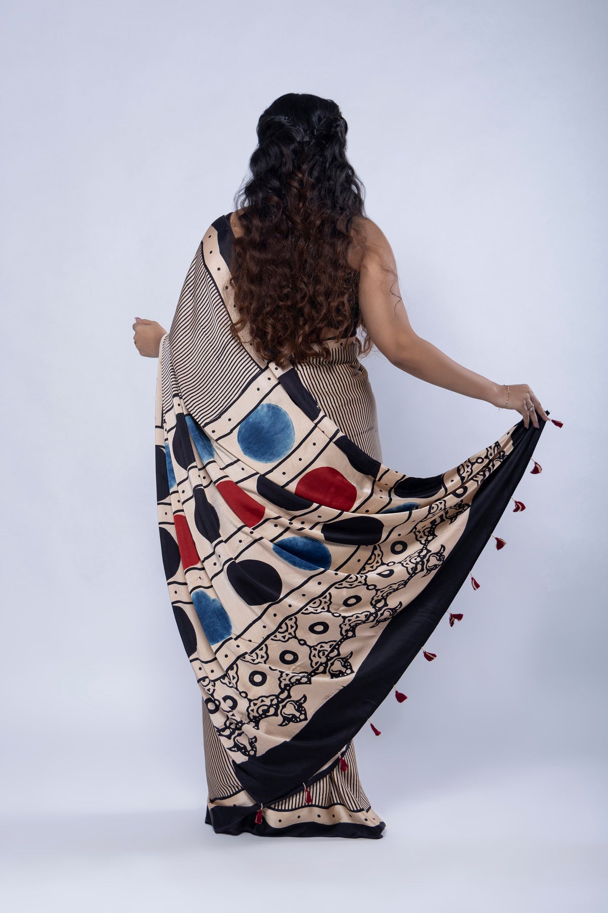 Safed Rann Ajrakh saree with black selvedge and cream black circle border