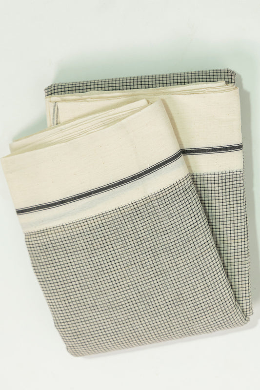 Uppu Menasu Patteda Anchu cotton saree with black and white details